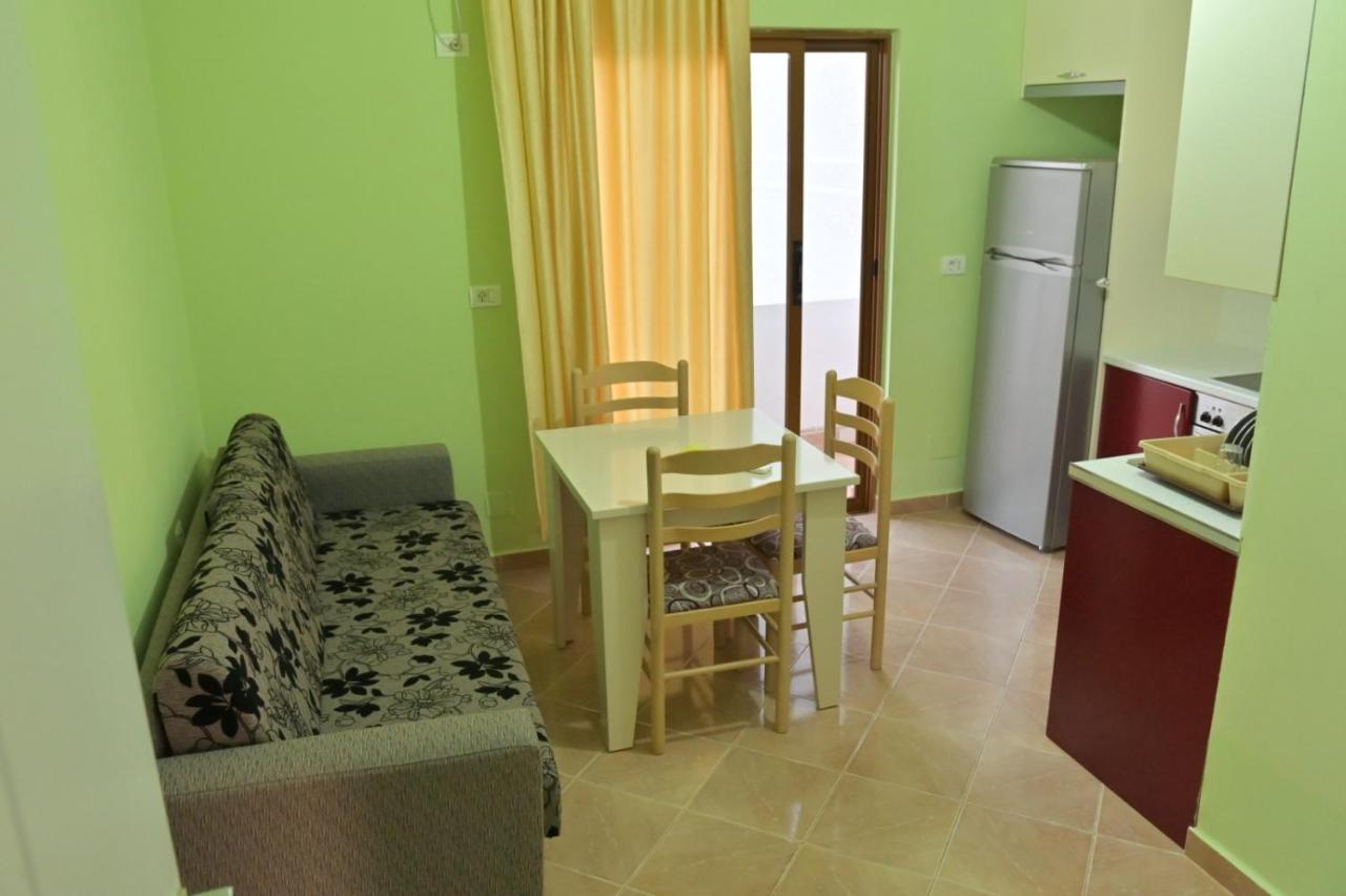 Mana Apartments Ksamil Extérieur photo