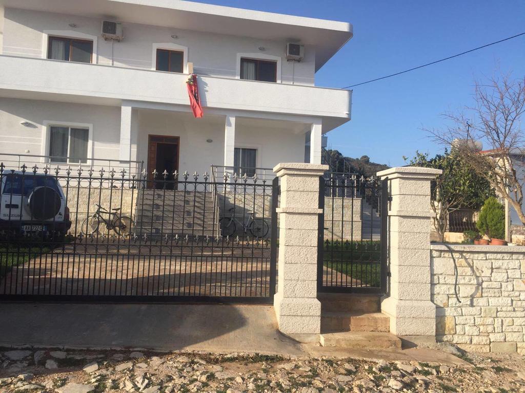 Mana Apartments Ksamil Extérieur photo