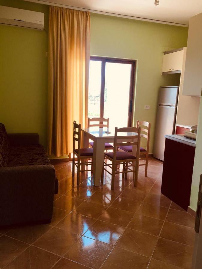 Mana Apartments Ksamil Extérieur photo
