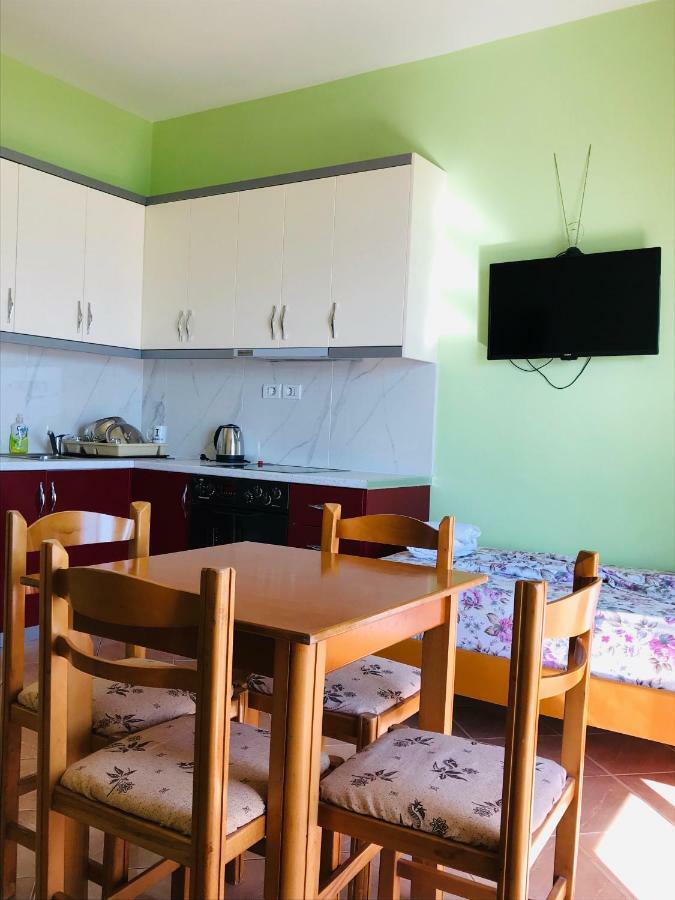 Mana Apartments Ksamil Extérieur photo