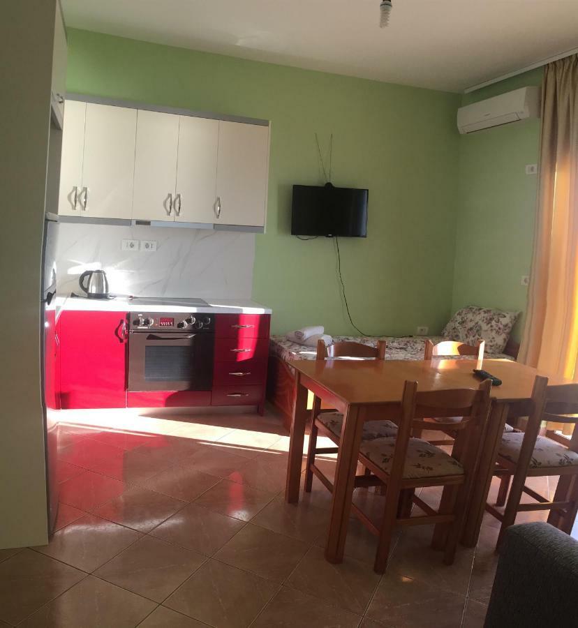 Mana Apartments Ksamil Extérieur photo